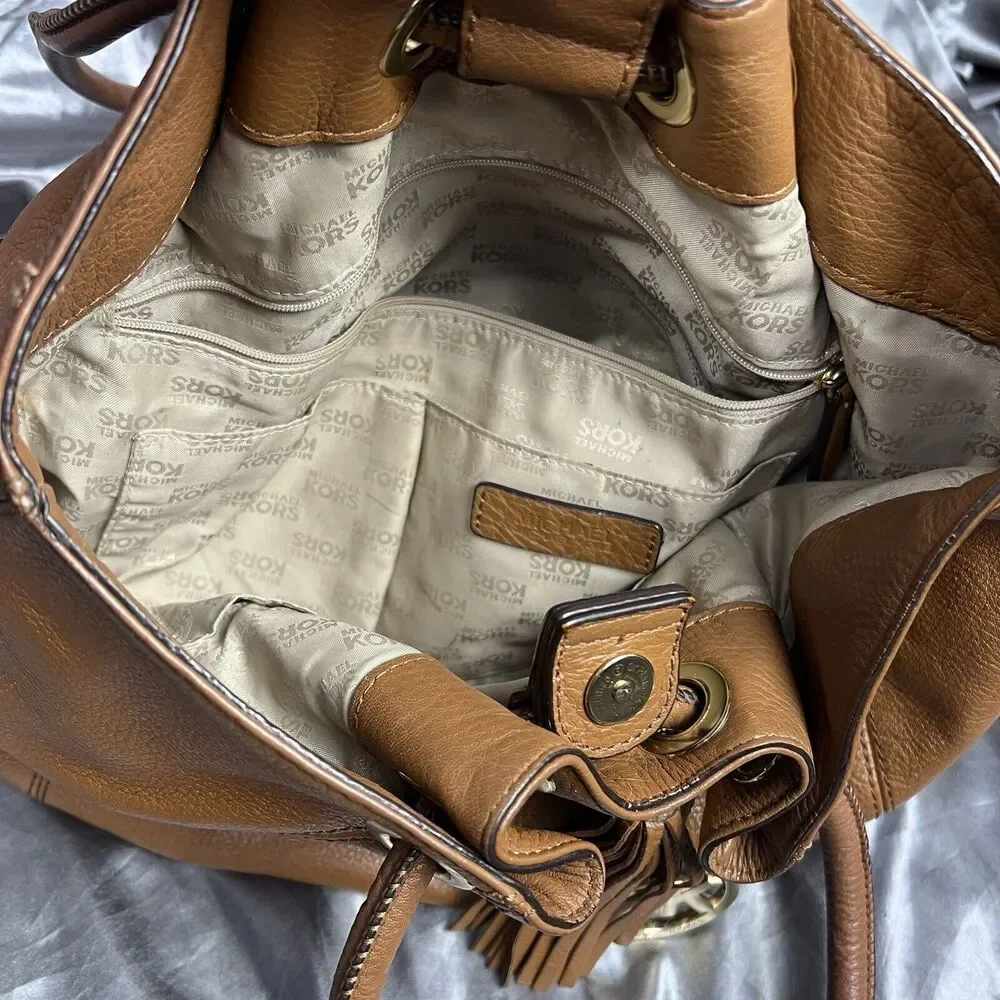 Michael Kors Astor Ring Handbag Camel Brown Tassel MK Purse Pebbled Leather Hobo